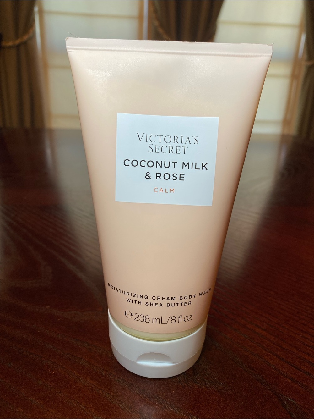 Victoria's Secret Coconut Milk & Rose Body Wash 8 Oz